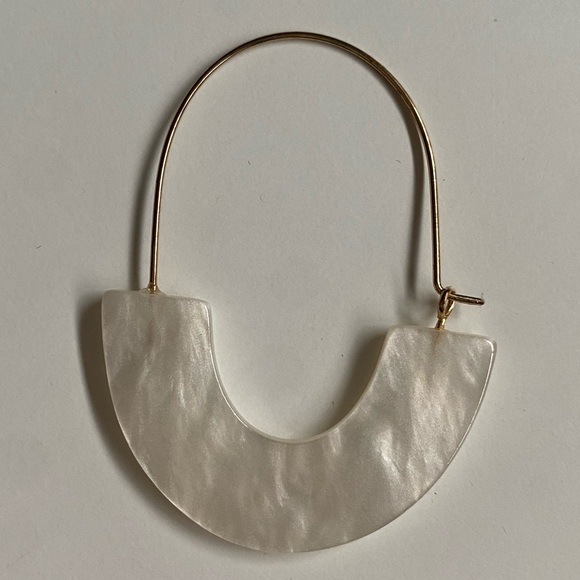 Target earrings. - Picture 6 of 7